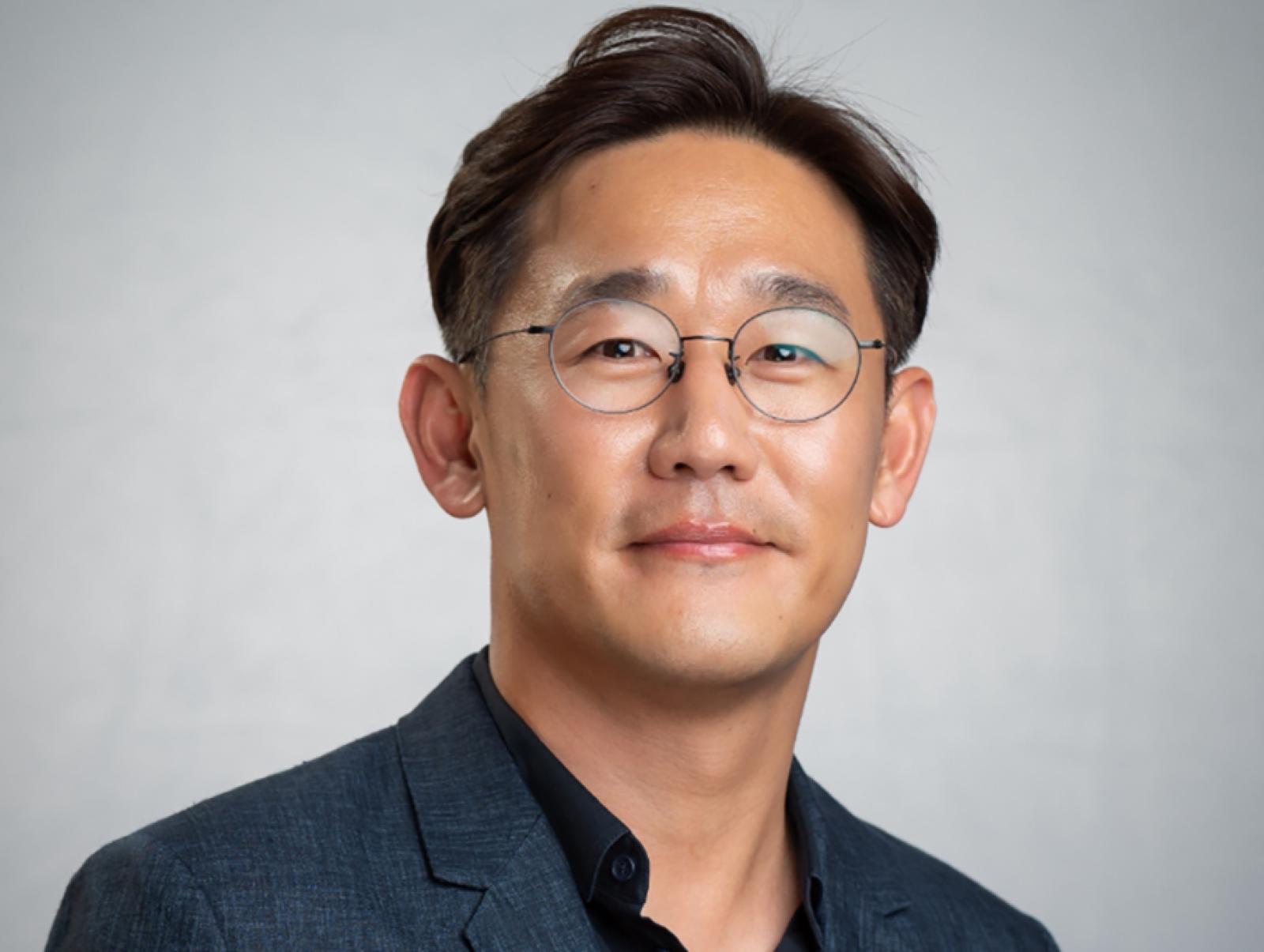 Dr Jin-ho Chung